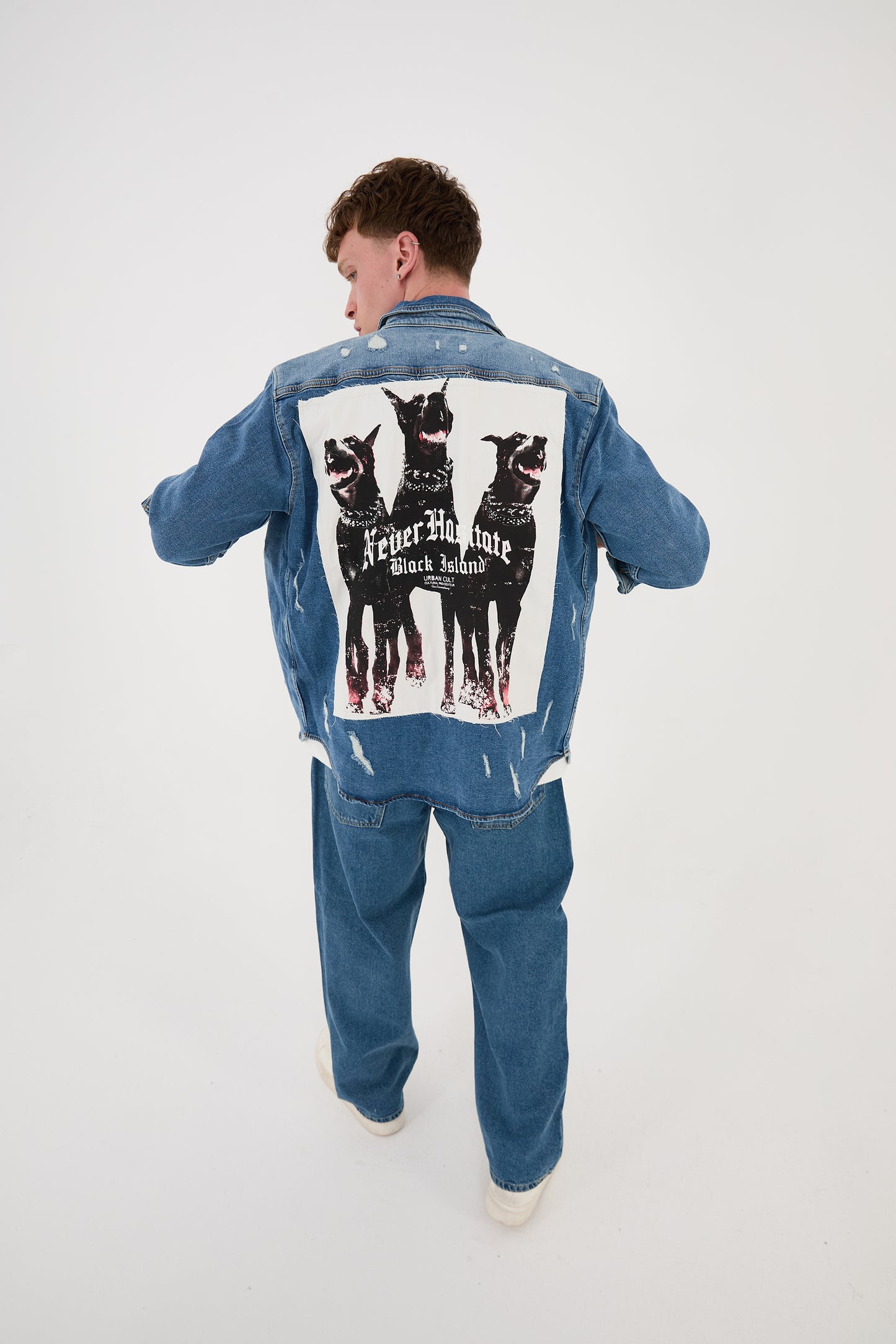 Herren Denim-Hemdjacke, Regular Fit, Dobermann Motiv Rücken Print, Modell 16748, Blau