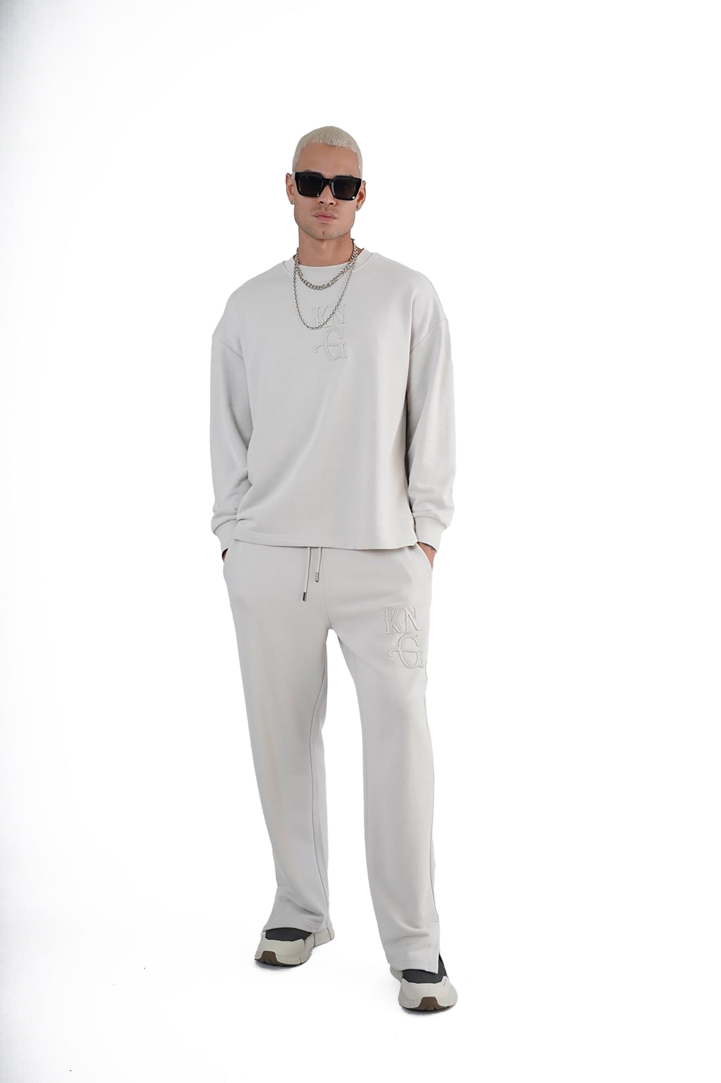 Herren Jogger Kombi Zweiteiler, Oversized Fit Freizeitanzug, Modell DQ KB374, Lichtgrau