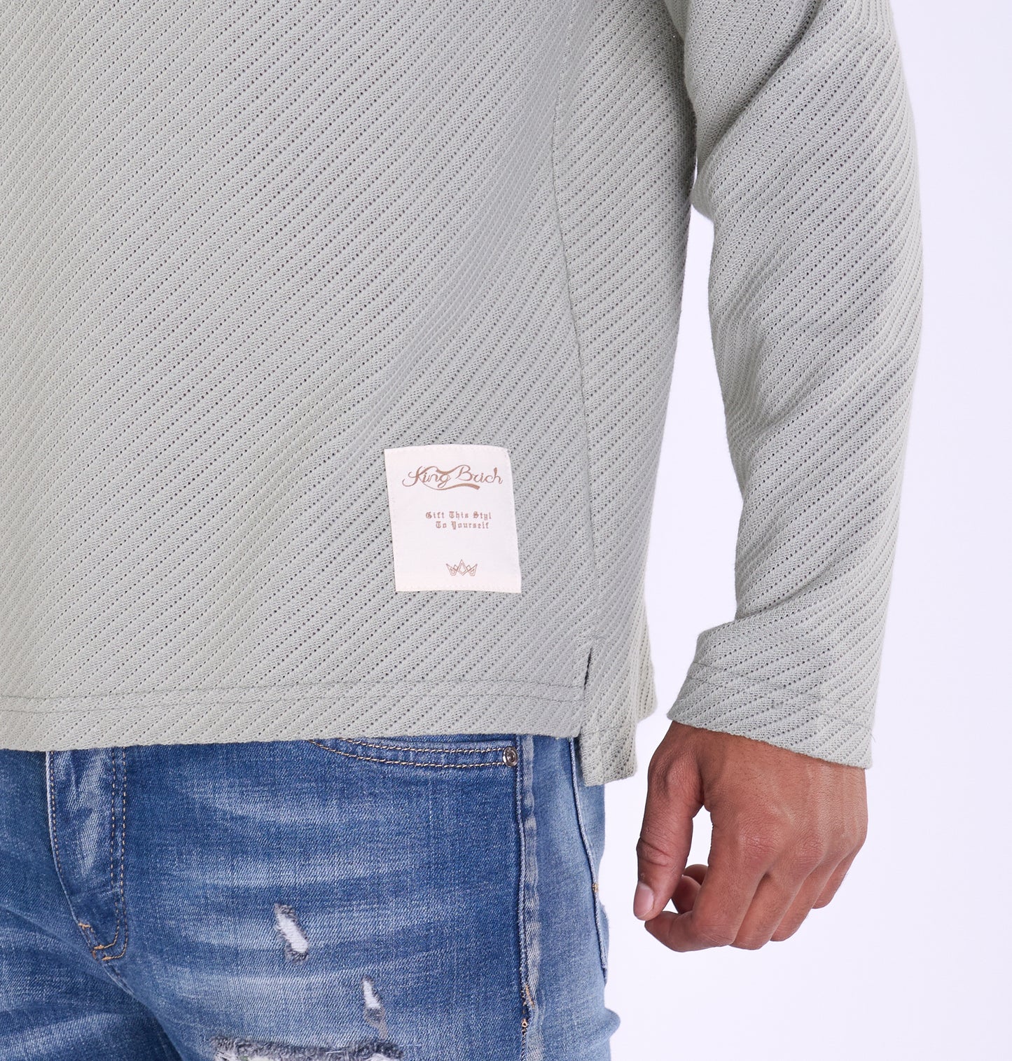 Feinstrick Longsleeve, Loose Fit mit ausgefranstem Kragen Modell DQ KB401, Blau, Braun, Grau oder Grün